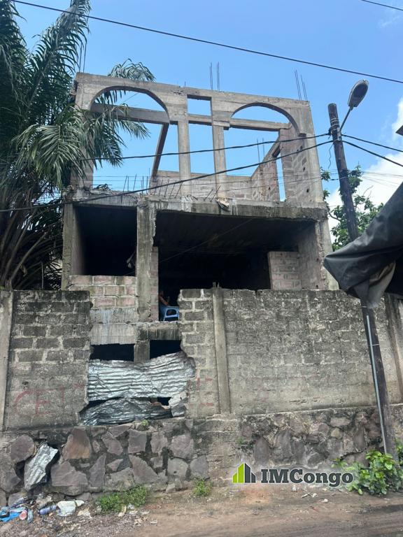 Yaku uzisha Nyumba - Mtaa kinsuka-Pecheur Kinshasa Ngaliema