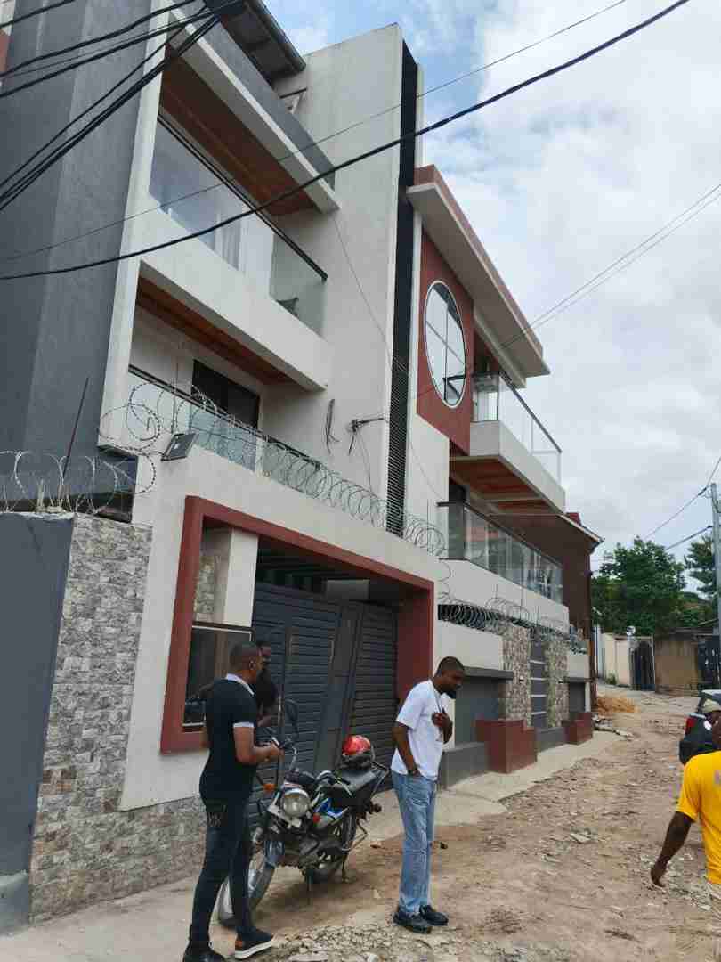 Ya koteka Ndaku - Quartier ma campagne Kinshasa Ngaliema