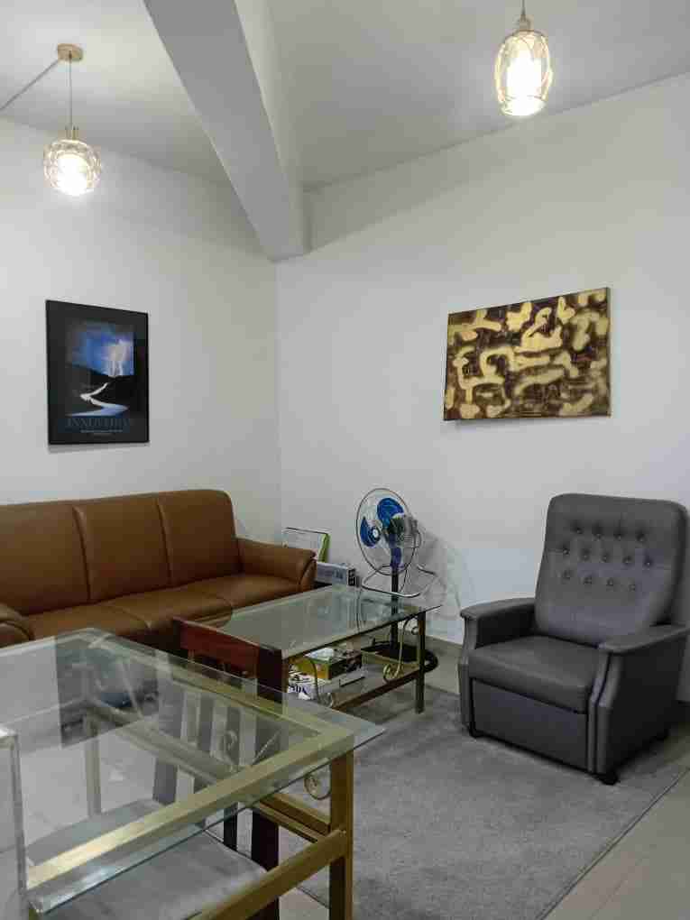 Yaku uzisha Nyumba - Gombe Kinshasa Gombe