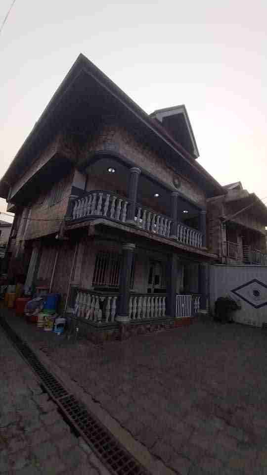 A louer Appartement - Quartier salongo (Ref: Kin-marché) Kinshasa Limete