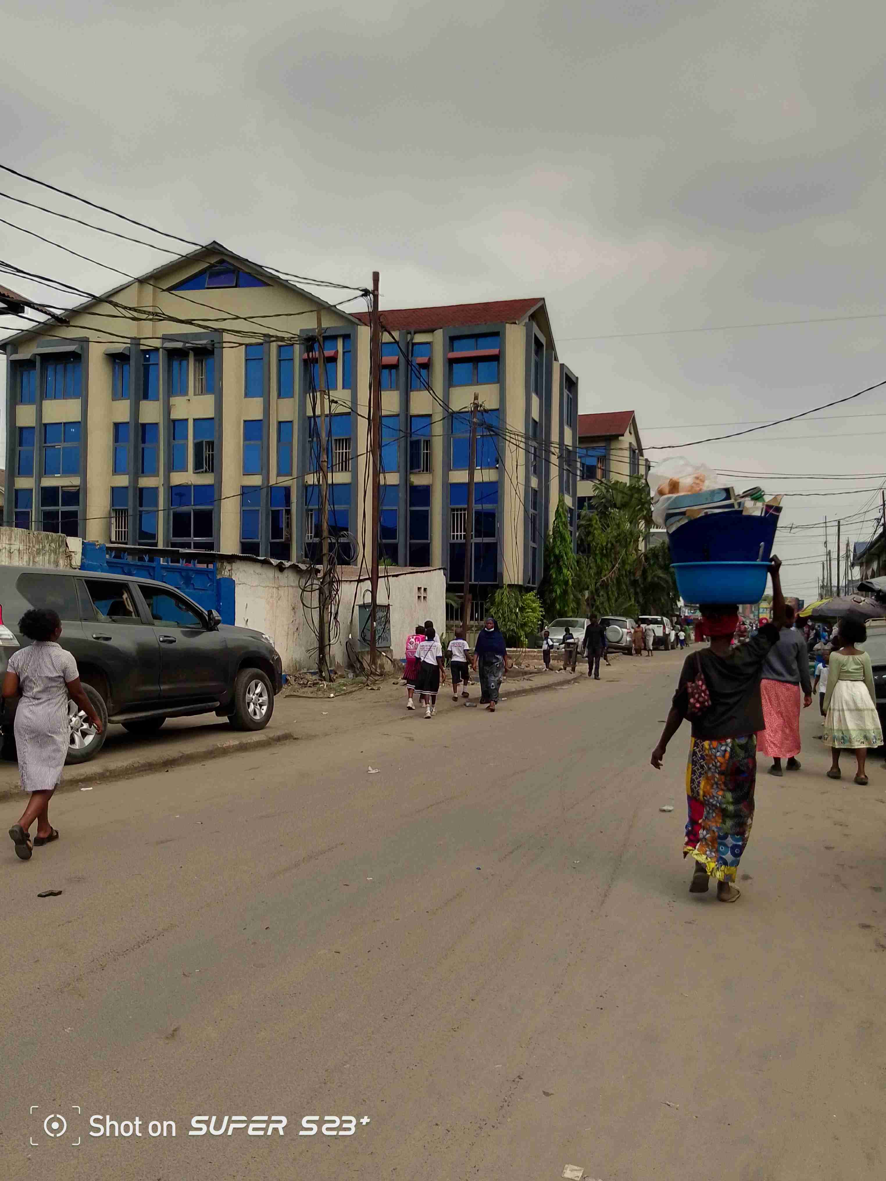 A vendre Terrain - Quartier industriel Kinshasa Limete