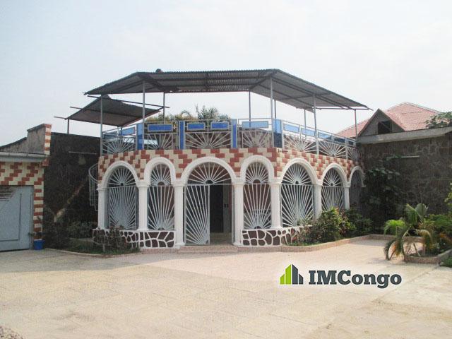 A vendre Belle villa à saisir - Quartier Kinsuka-Pêcheur Kinshasa Ngaliema